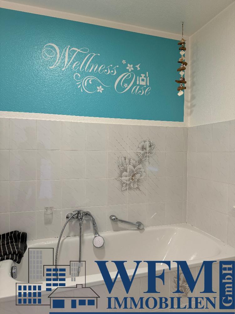 Badezimmer im EG, Duschen und Baden