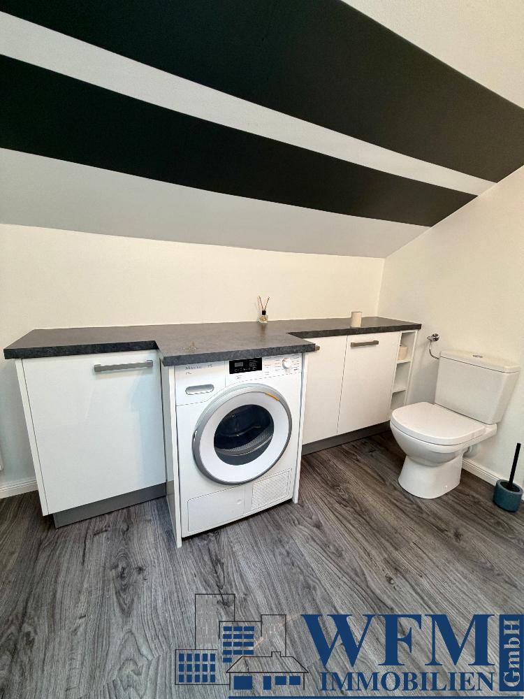 2 Badezimmer, Waschmaschine, Trockner