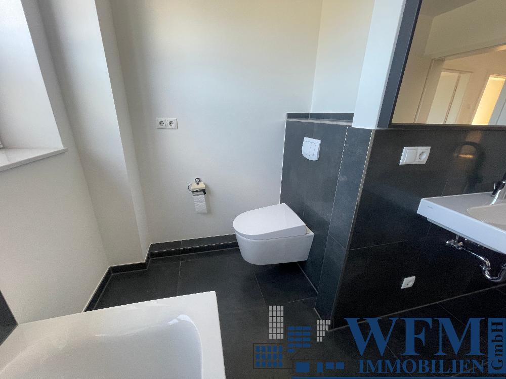 Bidet im Badezimmer im 1.OG