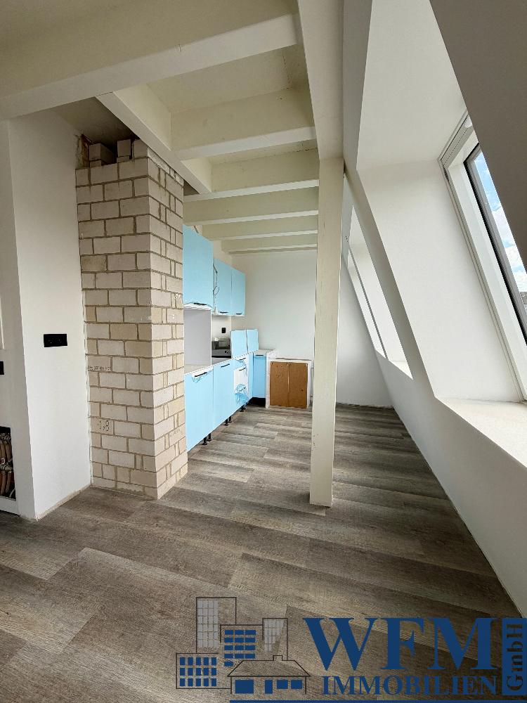 Berlin - WENr.2 Erstbezug über den Dächern von Neukölln: Lichtdurchflutete Traumwohnung am Britzer Damm