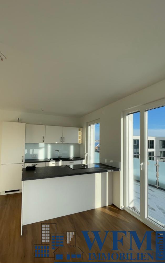 Penthouse mit Stellplatz, Außenrolläden, Aufzug